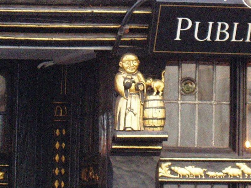 George WC2-detail2 Oct 2017. (Pub, External). Published on 18-02-2018
