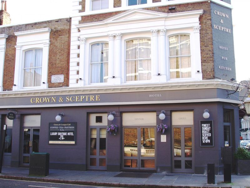 Crown & Sceptre-2. (Pub, External). Published on 07-03-2017