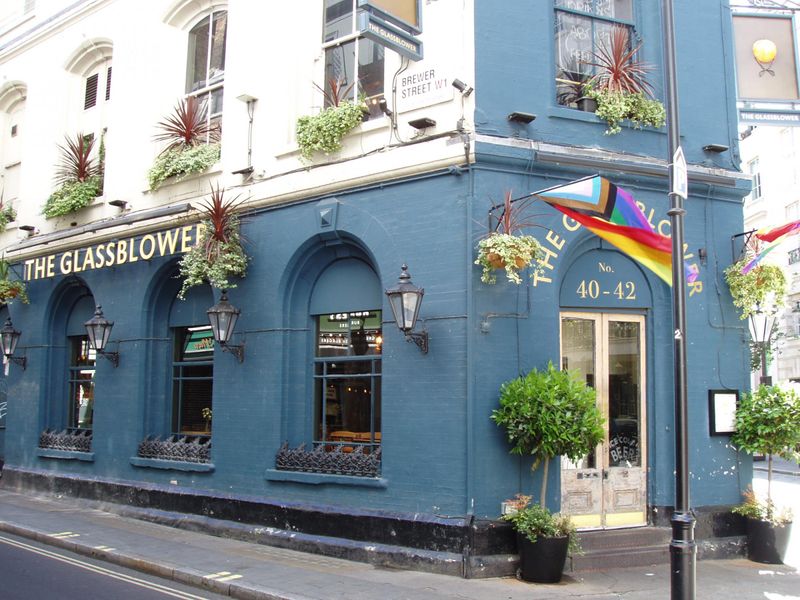 Glassblower-2 June 2022. (Pub, External). Published on 26-06-2022 