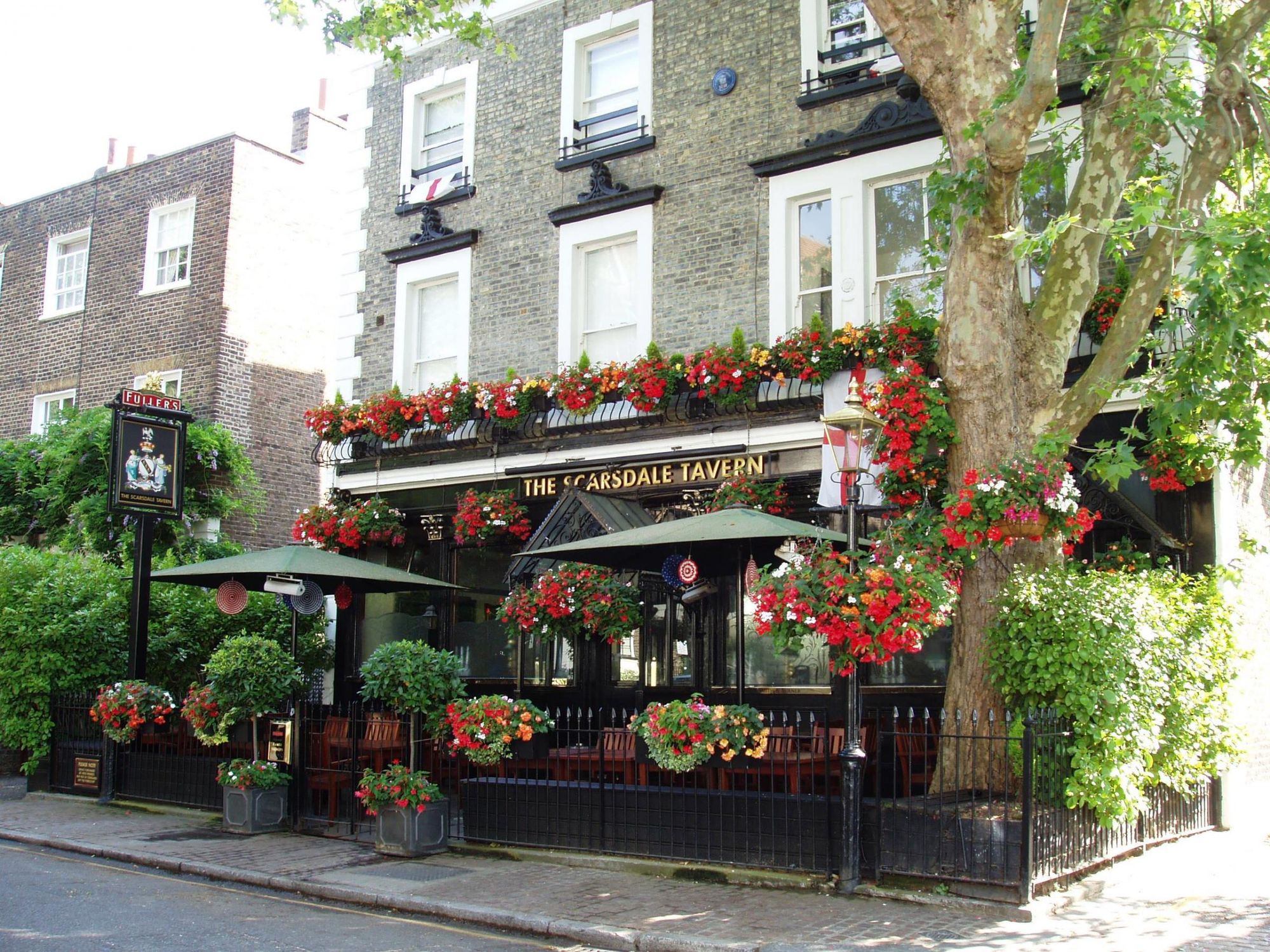 Scarsdale Tavern W8-1 July 2018. (Pub, External, Key). Published on 01-07-2018