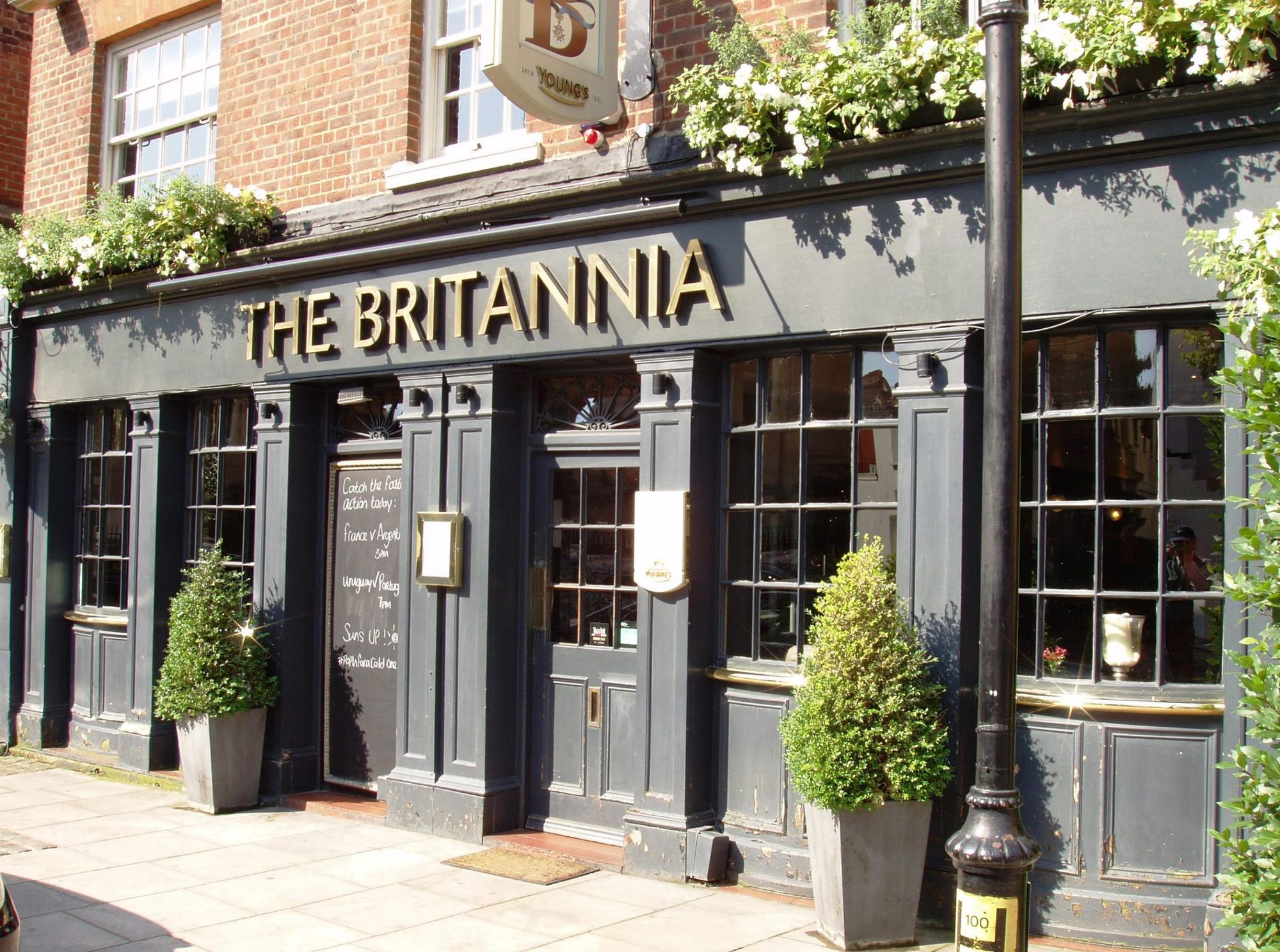 Britannia W8-1 July 2018. (Pub, External, Key). Published on 01-07-2018