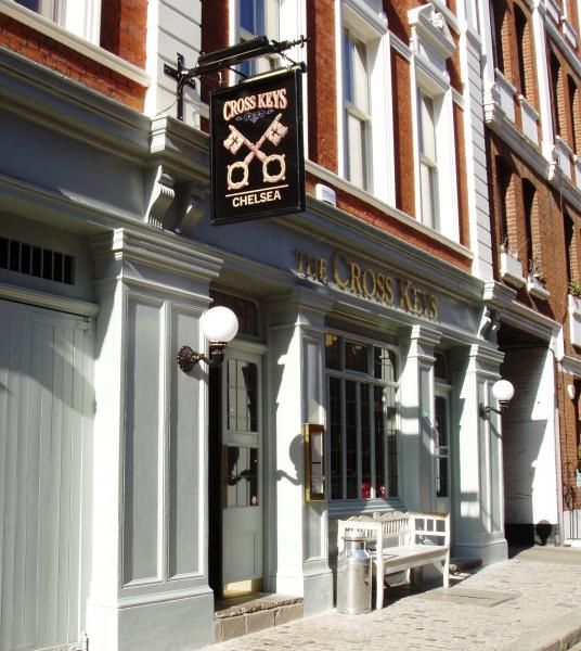 Cross Keys SW3 main shot. (Pub, External). Published on 08-03-2015