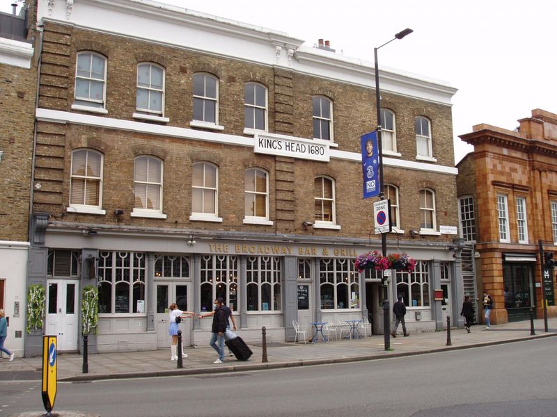 Broadway Bar & Grill SW6 July 2021. (Pub, External, Key). Published on 30-06-2021