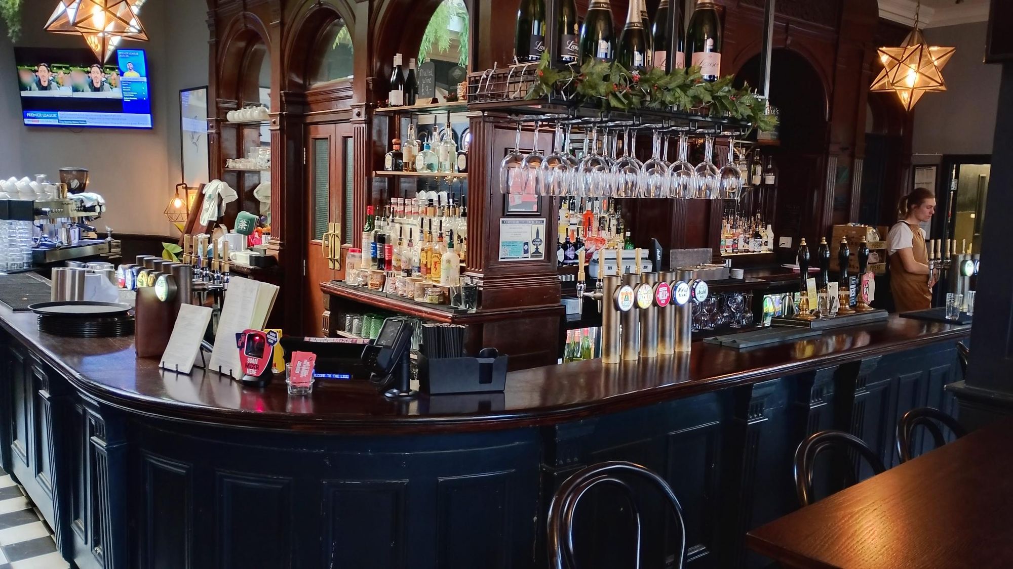 Taken November 2025. (Bar). Published on 29-11-2025