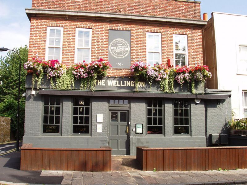 Wellington SW6-1 July 2017. (Pub, External, Key). Published on 09-07-2017