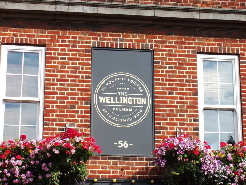 Wellington SW6-3 July 2017. (Pub, External, Sign). Published on 09-07-2017