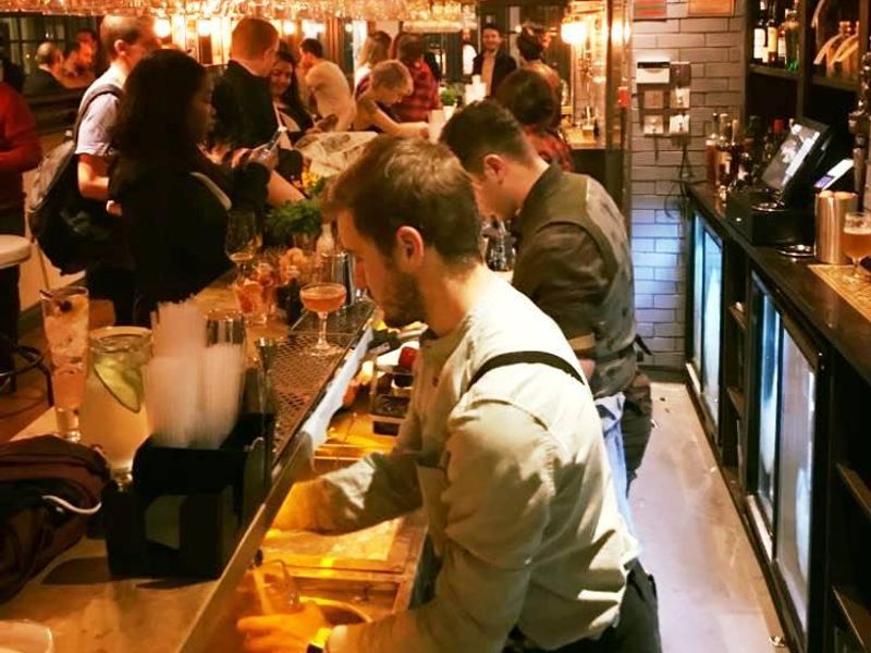 Portobello Star W11 bar. (Pub, Bar). Published on 04-12-2017