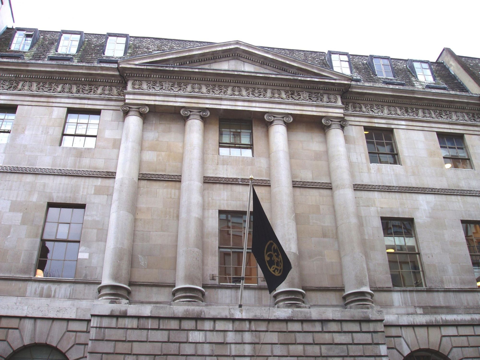 Lansdowne Club W1 upper frontage. (Pub, External). Published on 27-11-2016