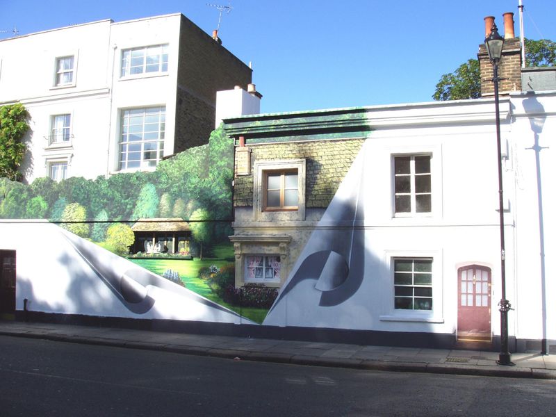 Chelsea Arts Club painted wall July 2017. (Pub, External). Published on 02-07-2017