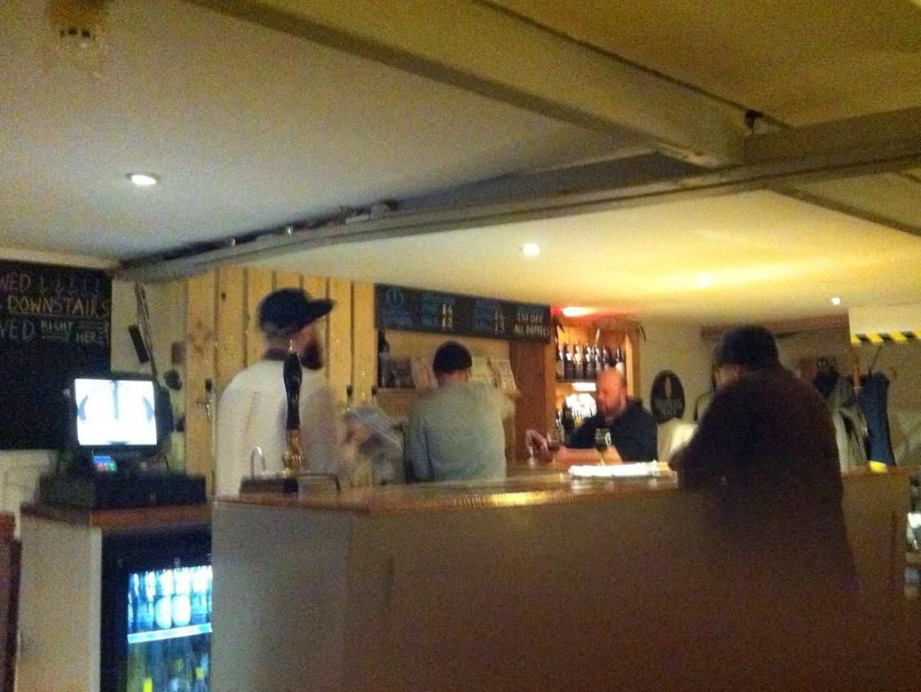 Moncada Tap interior. (Pub, Bar, Customers, Key). Published on 10-08-2017