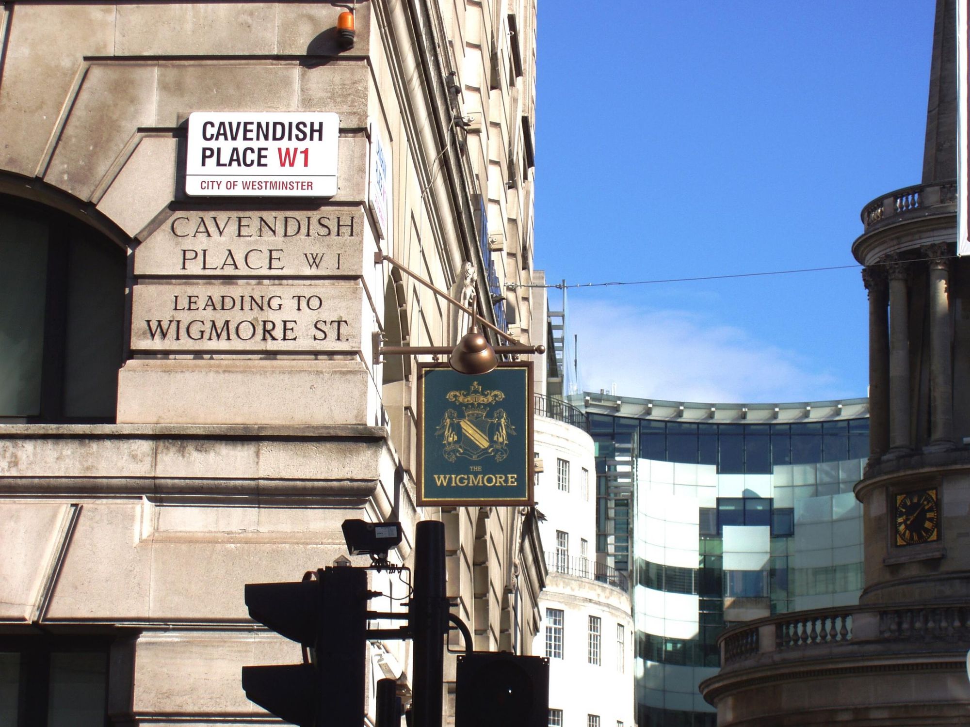 Wigmore W1 signage July 2017. Published on 30-07-2017