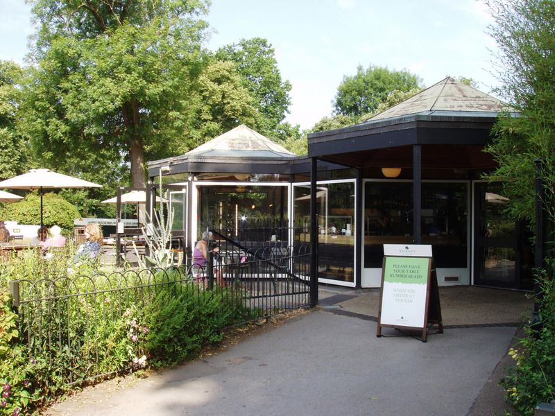 Regents Bar-1 July 2018. (Pub, External, Key). Published on 08-07-2018