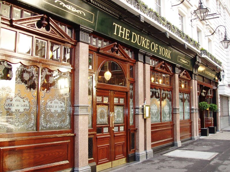 Duke of York SW1E-2 Dec 2019. (Pub, External). Published on 08-12-2019