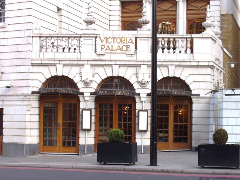 Pavlovas April 2022. (Pub, External, Key). Published on 10-04-2022