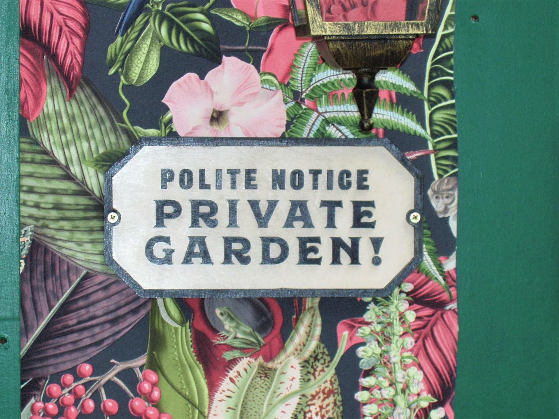Mr Foggs secret garden-3 Oct 2021. (Pub, External, Sign). Published on 10-10-2021