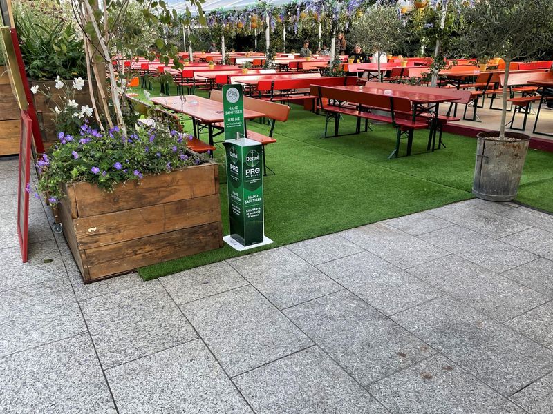 Phoenix W12-2 Oct 2021. (Pub, External, Garden). Published on 01-10-2021