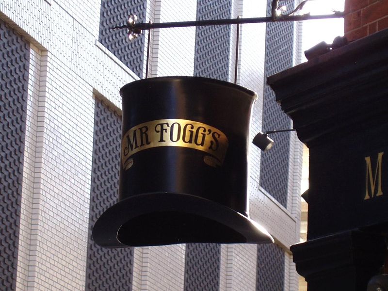 Mr Foggs Hat Tavern-5 Nov 2023. (Pub, External, Sign). Published on 05-11-2023 