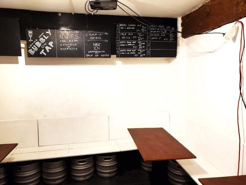 Hammersmith Taproom. (Brewery, Bar). Published on 24-07-2022