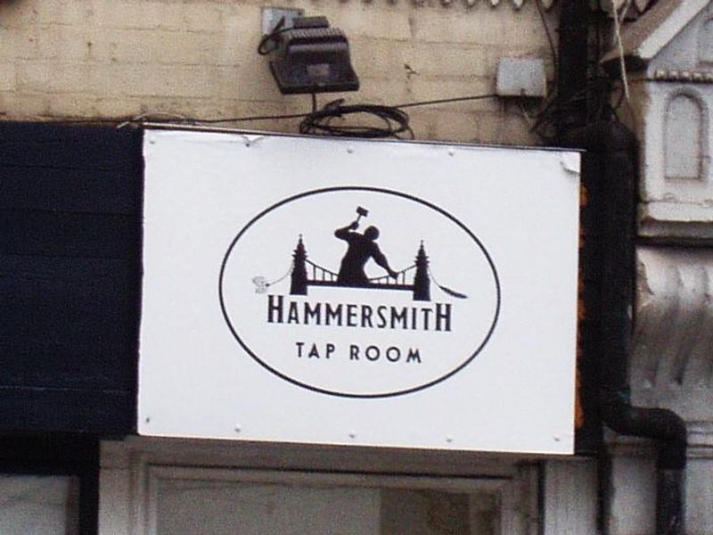 Hammersmith Tap Room sign. (Pub, External, Sign). Published on 29-10-2024 