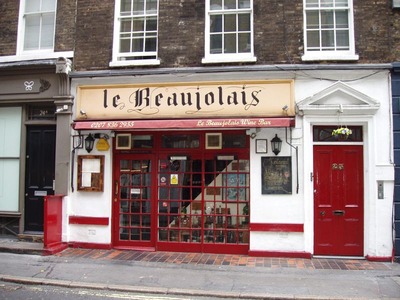 Le Beaujolais-1 Oct 2024. (Pub, External, Key). Published on 08-10-2024