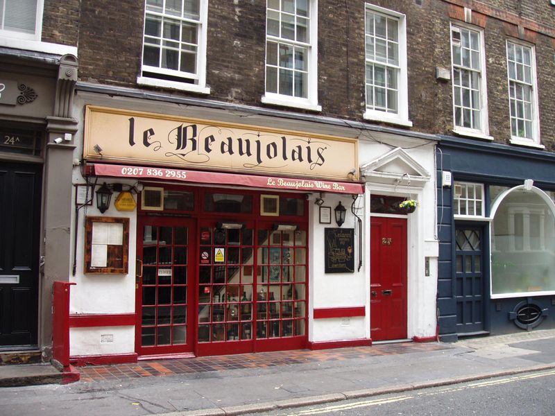 Le Beaujolais-2 Oct 2024. (Pub, External). Published on 08-10-2024 