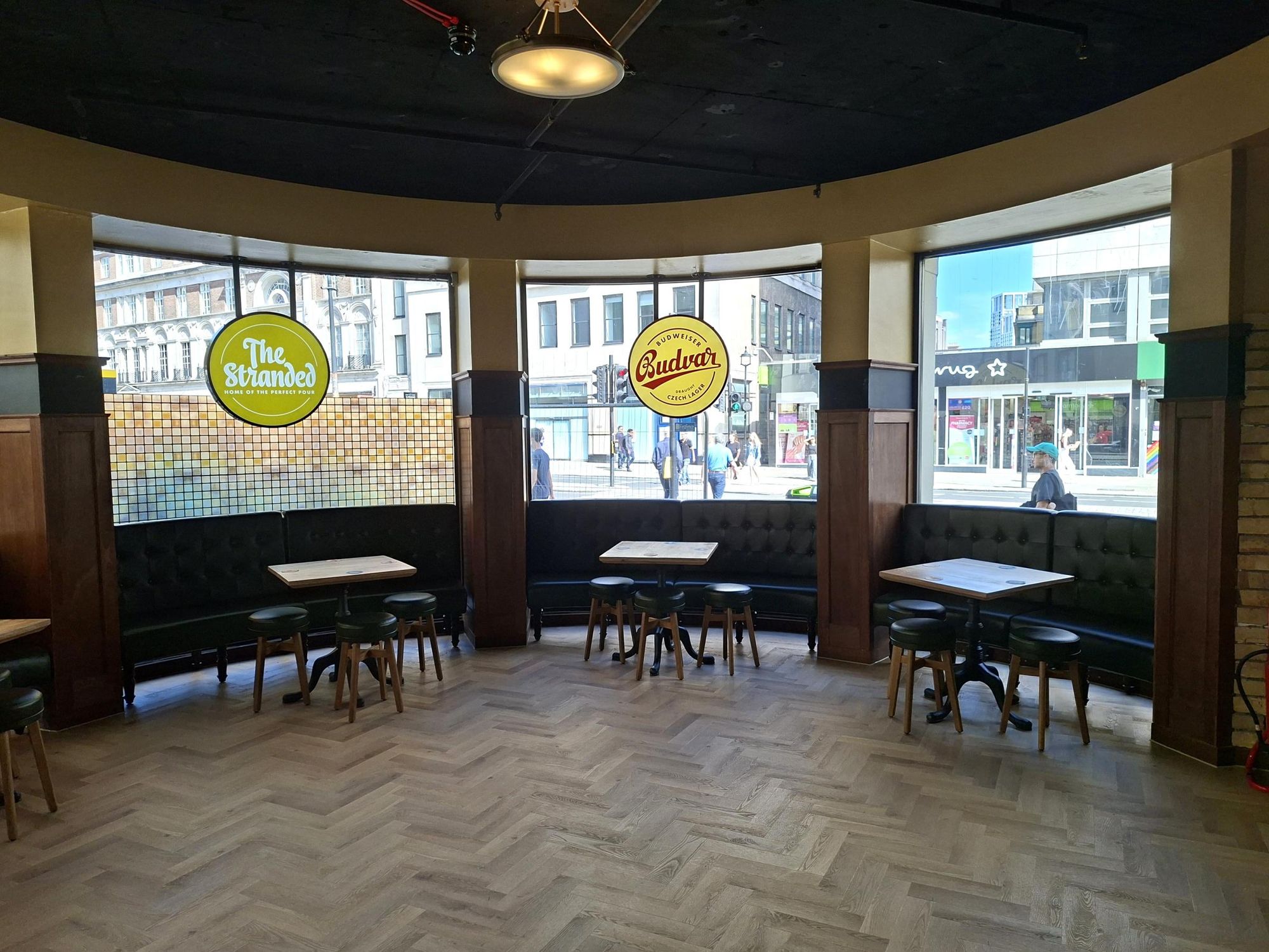 Stranded interior. (Pub). Published on 06-07-2025