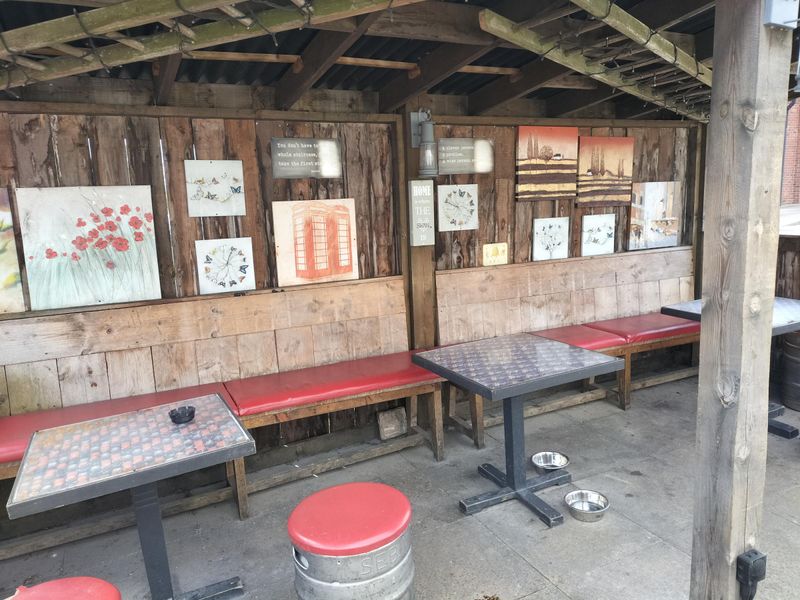 Smoking Shelter Art. (Pub, External, Garden). Published on 05-05-2024 