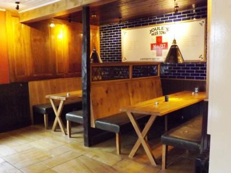 Seating booths - 2016. (Pub, Bar). Published on 13-05-2016