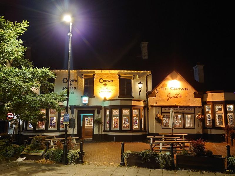Frontage nightime 2022. (Pub, External). Published on 16-10-2022