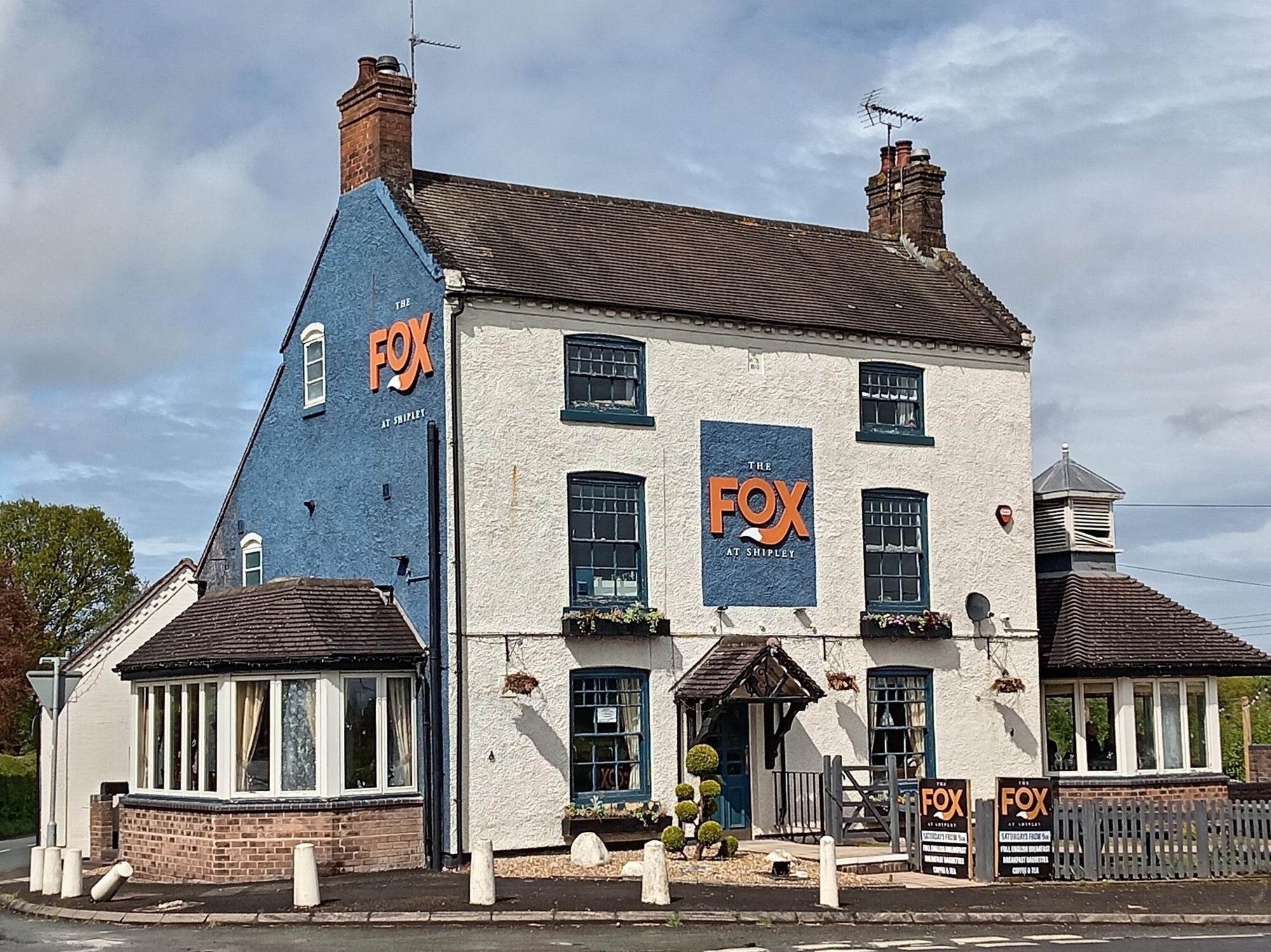 Frontage 2025. (Pub, External, Key). Published on 28-04-2025