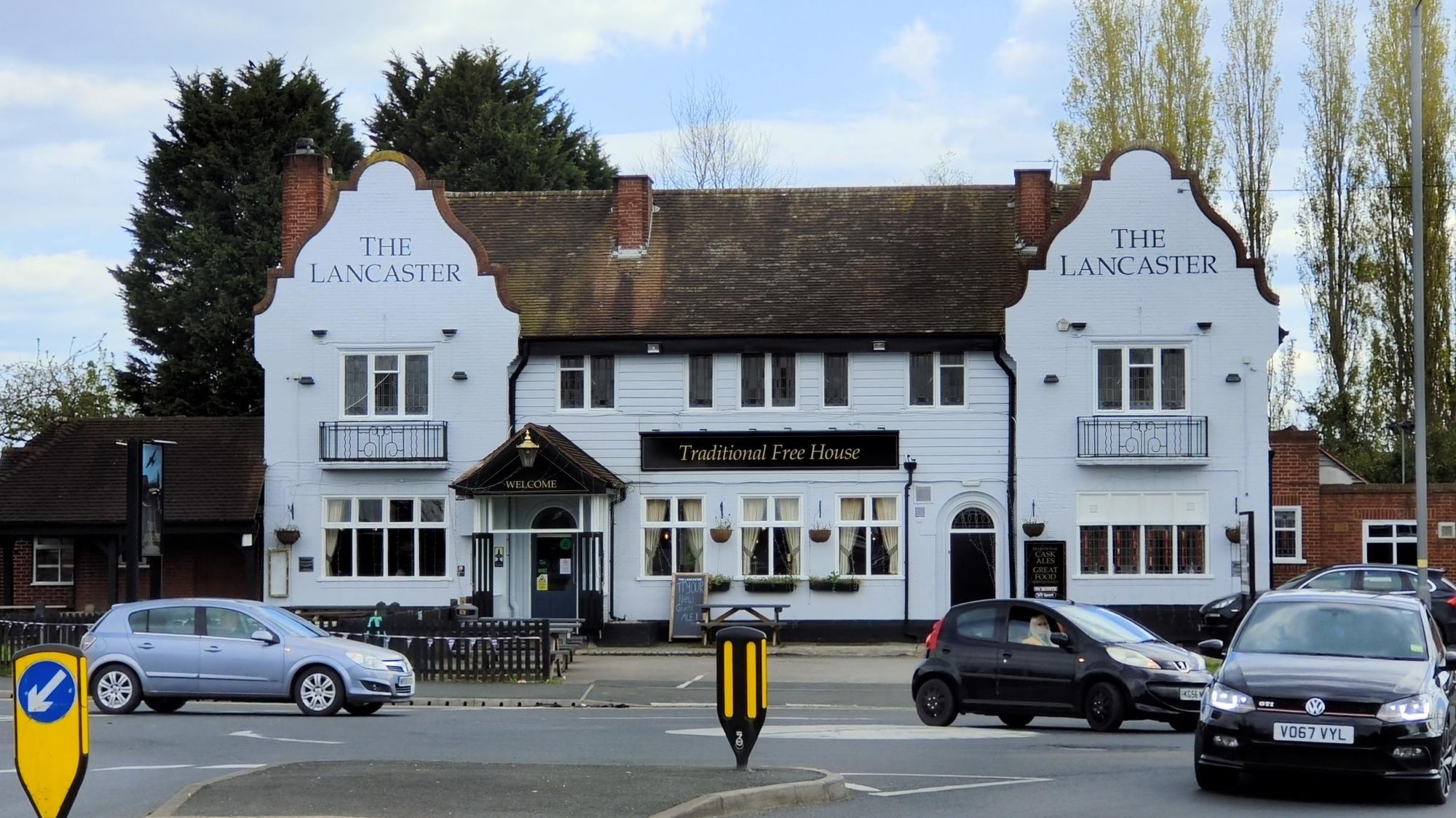 Frontage 2024. (Pub, External, Key). Published on 21-04-2024