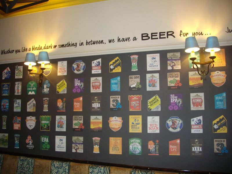 (Pub, Bar). Published on 15-02-2017 