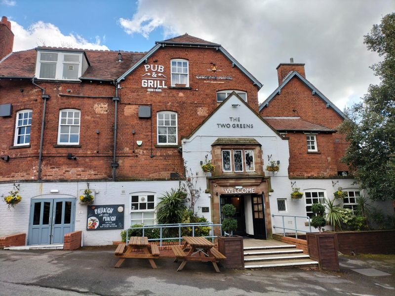 Two Greens pub (Front). (Pub, External, Key). Published on 08-04-2022
