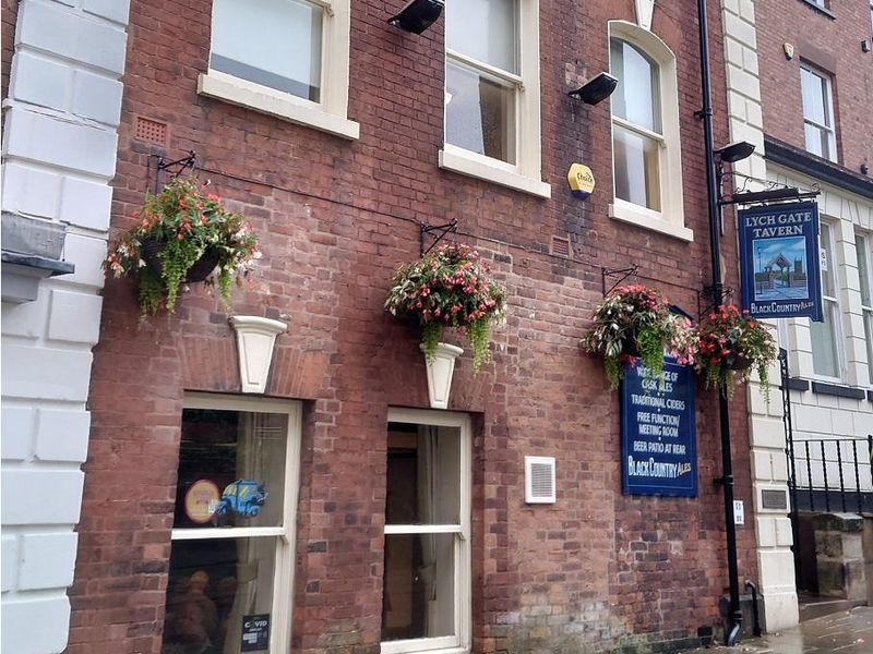 Frontage from 2022. (Pub, External). Published on 24-10-2022