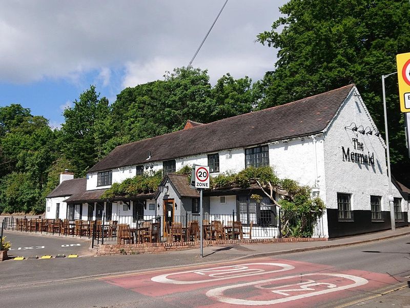 Frontage 2022. (Pub, External, Key). Published on 22-10-2022