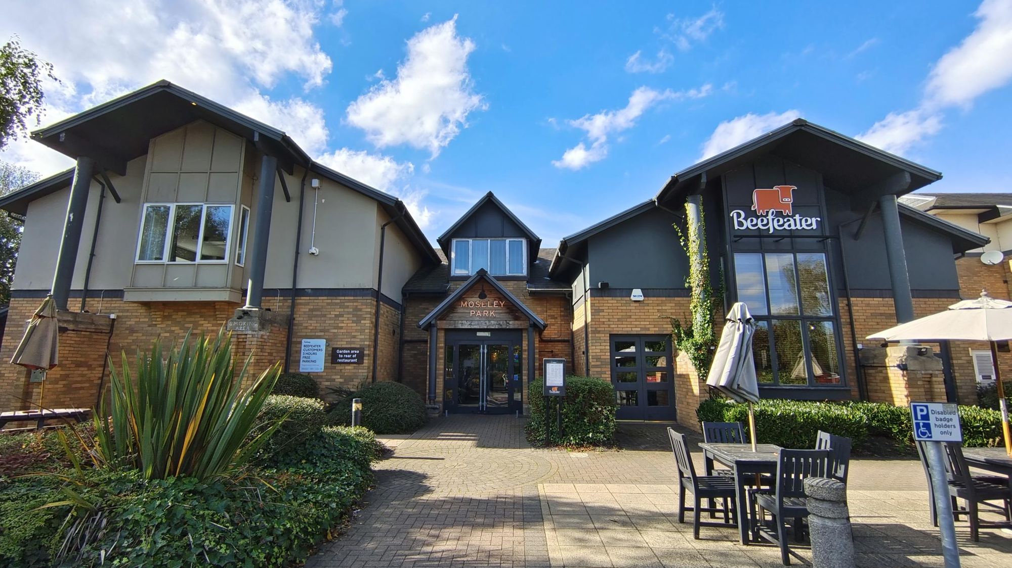 Frontage 2024. (Pub, External, Key). Published on 05-10-2024