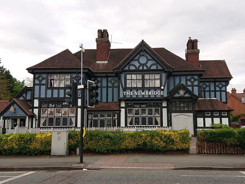 Frontage 2022. (Pub, External). Published on 25-10-2022 