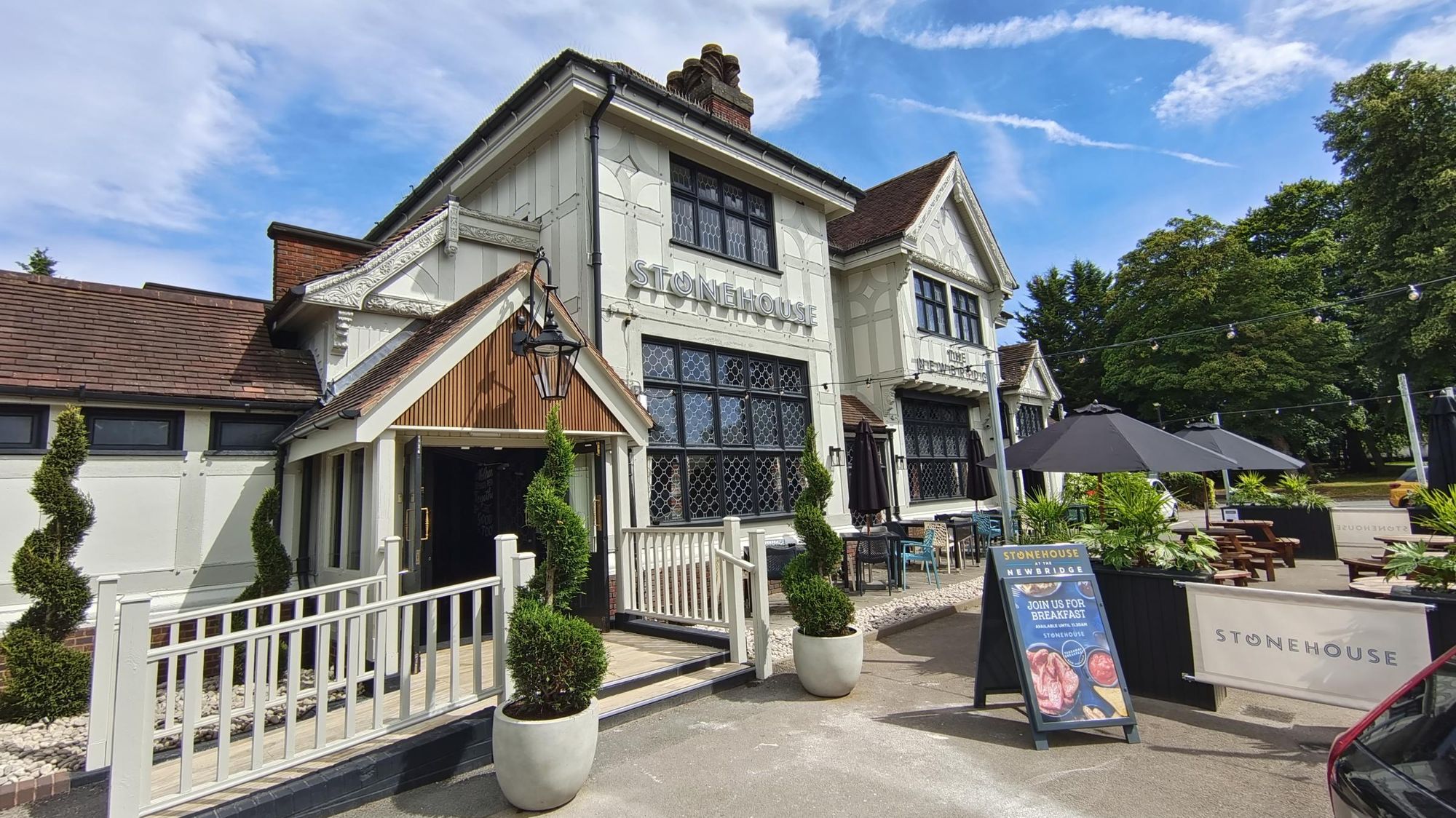 Frontage 2024. (Pub, External, Key). Published on 13-08-2024