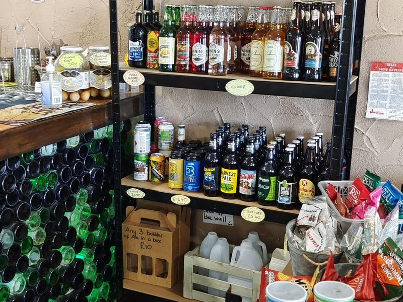 Bottle shop. (Bar). Published on 08-08-2022 