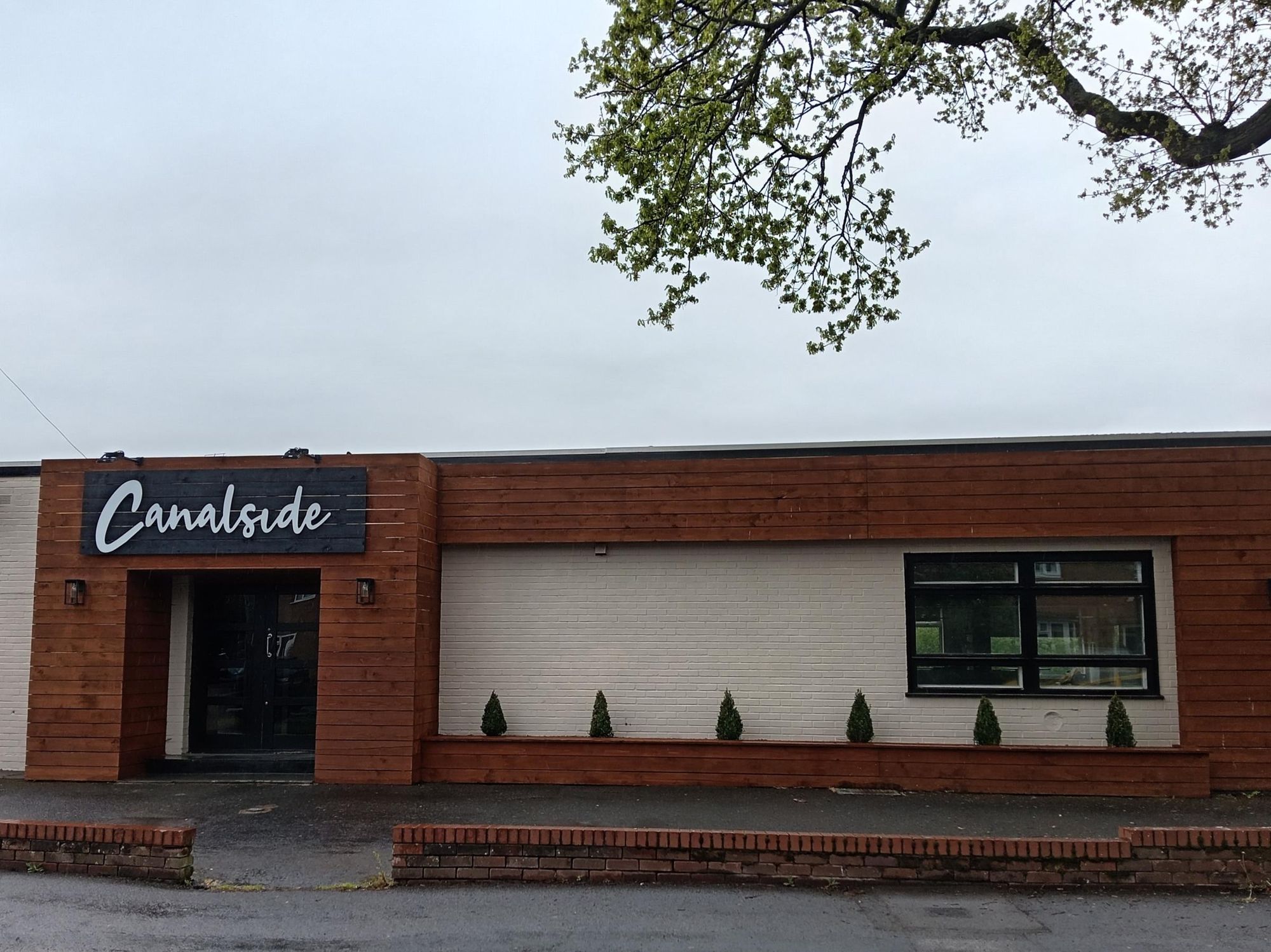Frontage 2025. (Pub, Key). Published on 28-04-2025