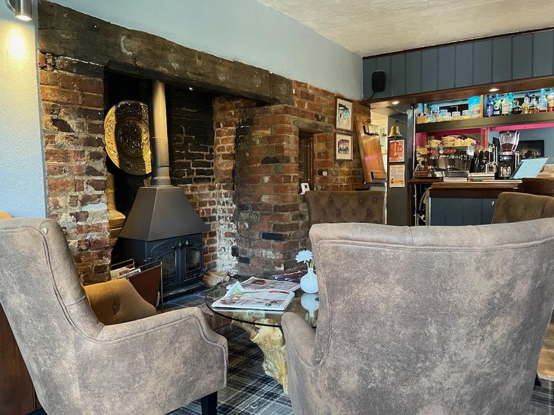 (Pub, Bar). Published on 11-06-2026 