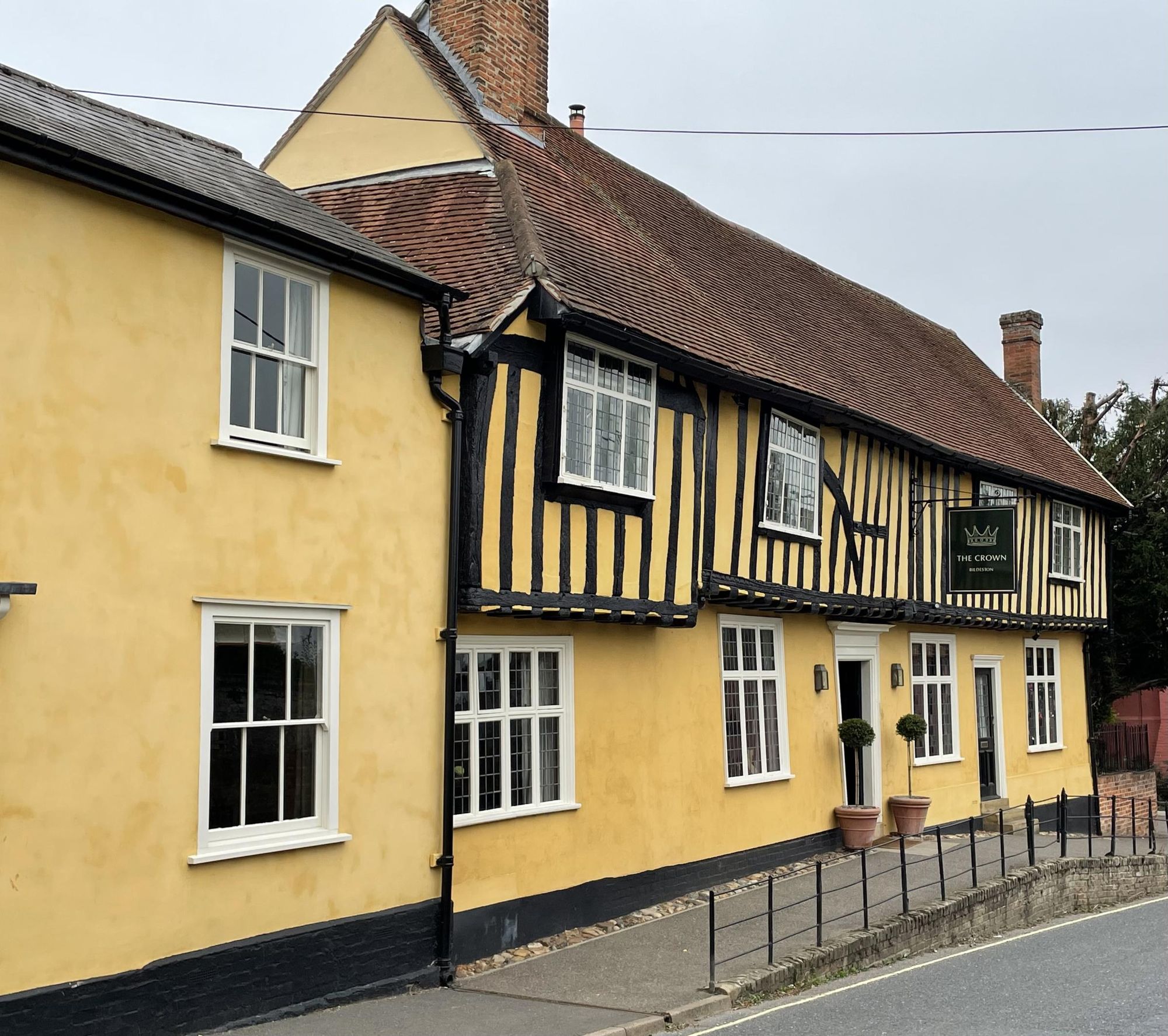 (Pub, Key). Published on 12-10-2025
