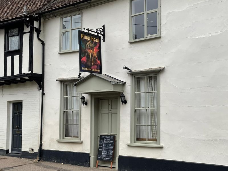 (Pub, Key). Published on 12-10-2025