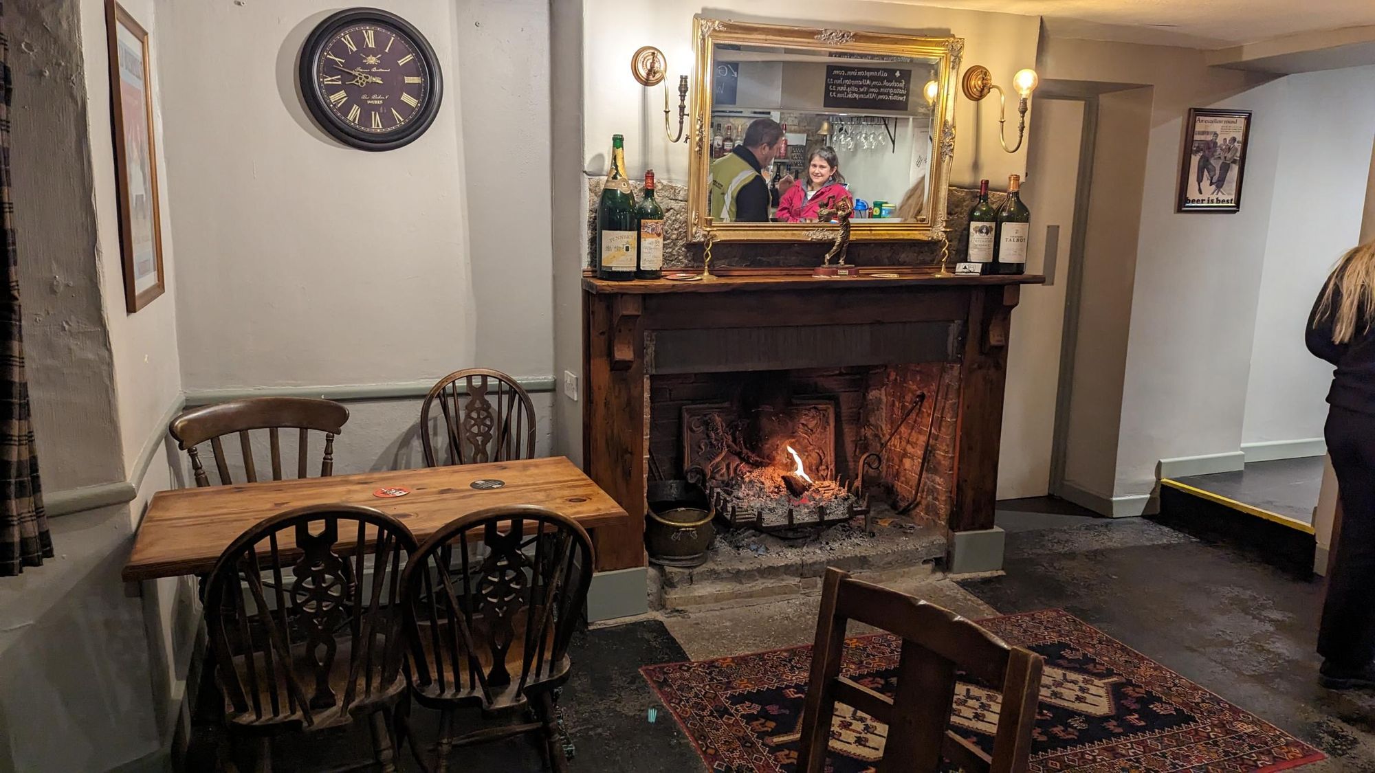 April 2024 - Main Bar. (Bar). Published on 05-04-2024