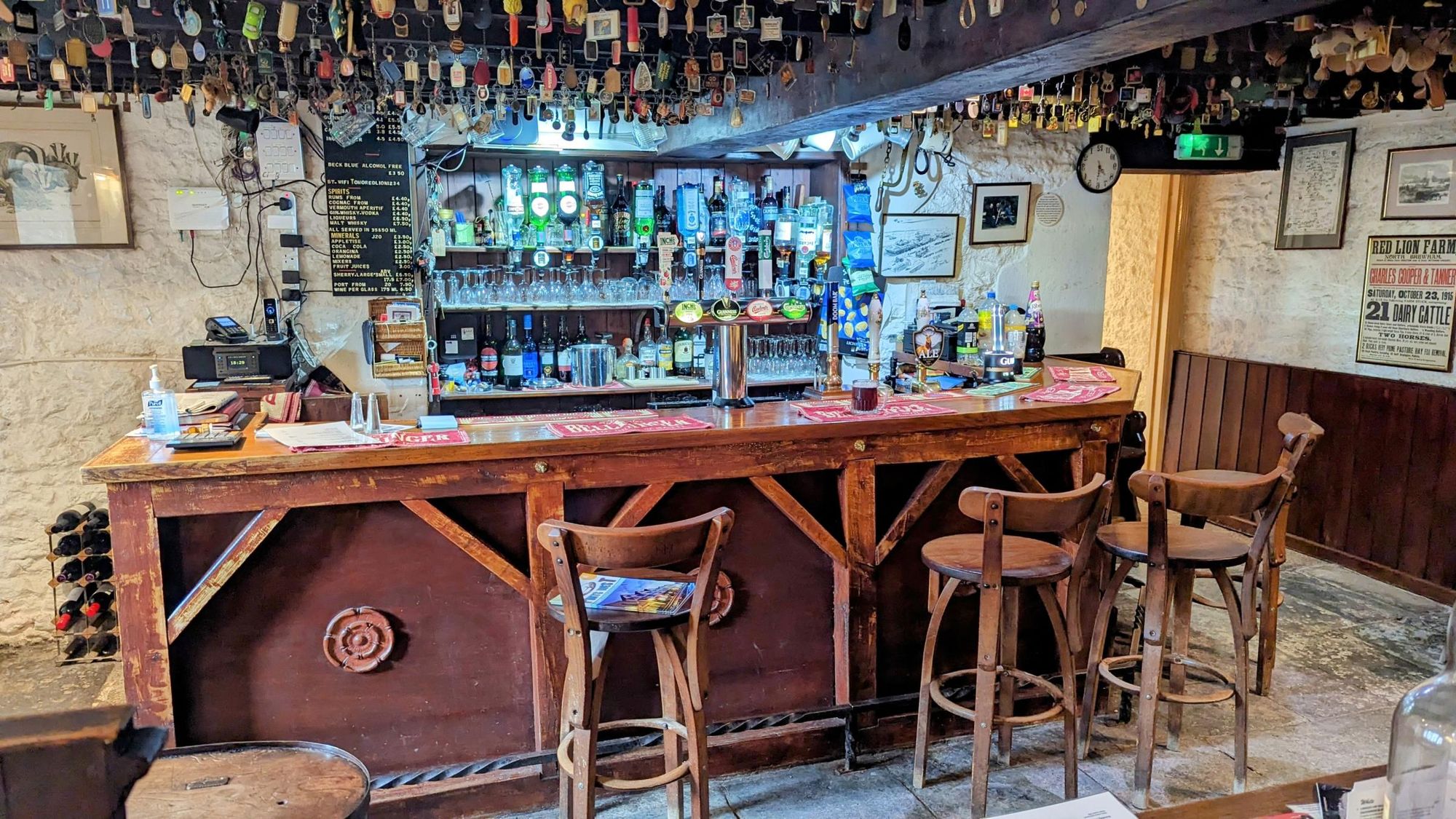 (Bar). Published on 16-05-2024