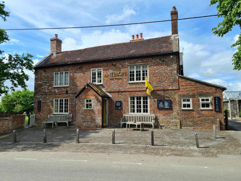 Antelope Inn, Hazelbury Bryan (Photo: Bruce Mead 21st May 2022). (Pub, External, Key). Published on 10-06-2022