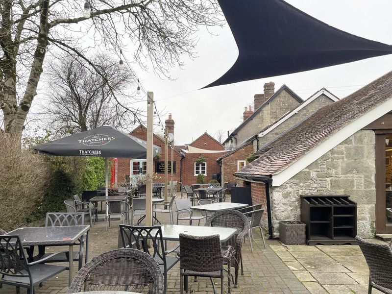 Half Moon Inn, Shaftesbury (Photo: Nick Yarwood 24/11/2025). (Pub, Garden). Published on 24-12-2025 