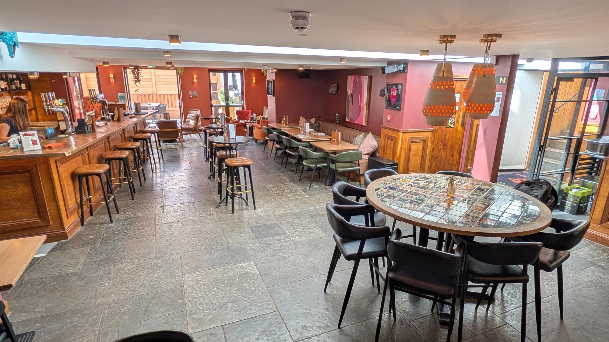 (Restaurant). Published on 26-09-2026