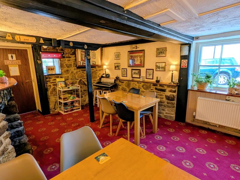 (Bar, Restaurant). Published on 07-07-2026 