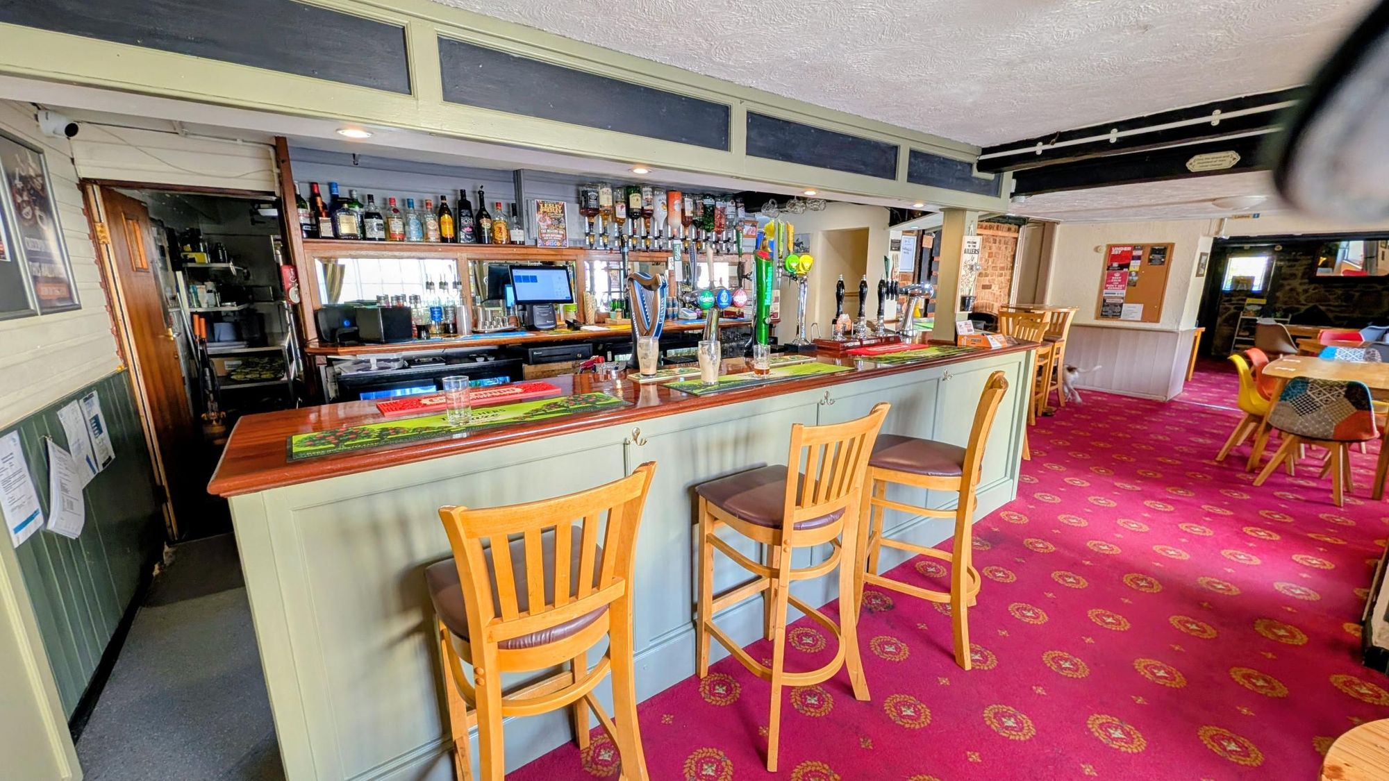 (Bar). Published on 27-09-2026